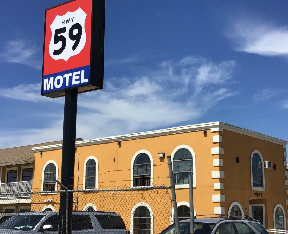 Hwy 59 Motel Laredo Medical Center Extérieur photo